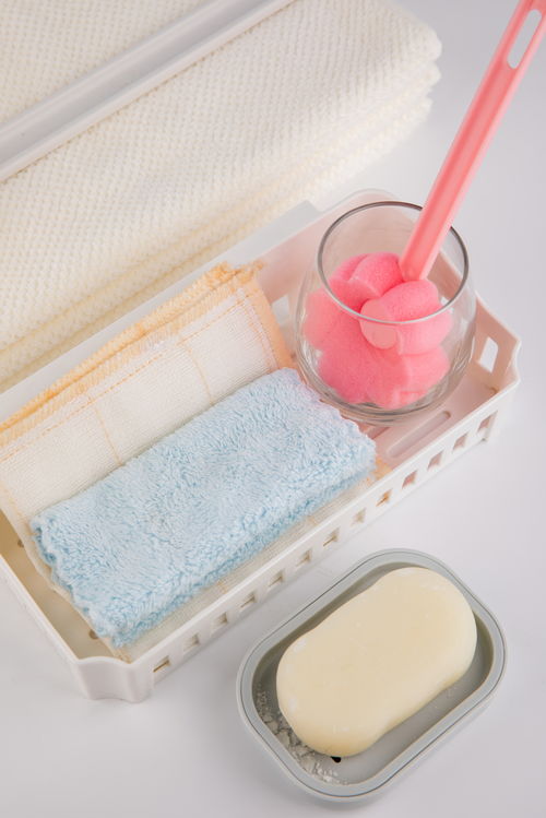 日用品香皂毛巾清洁洗浴洗护用品摄影图 摄影图
